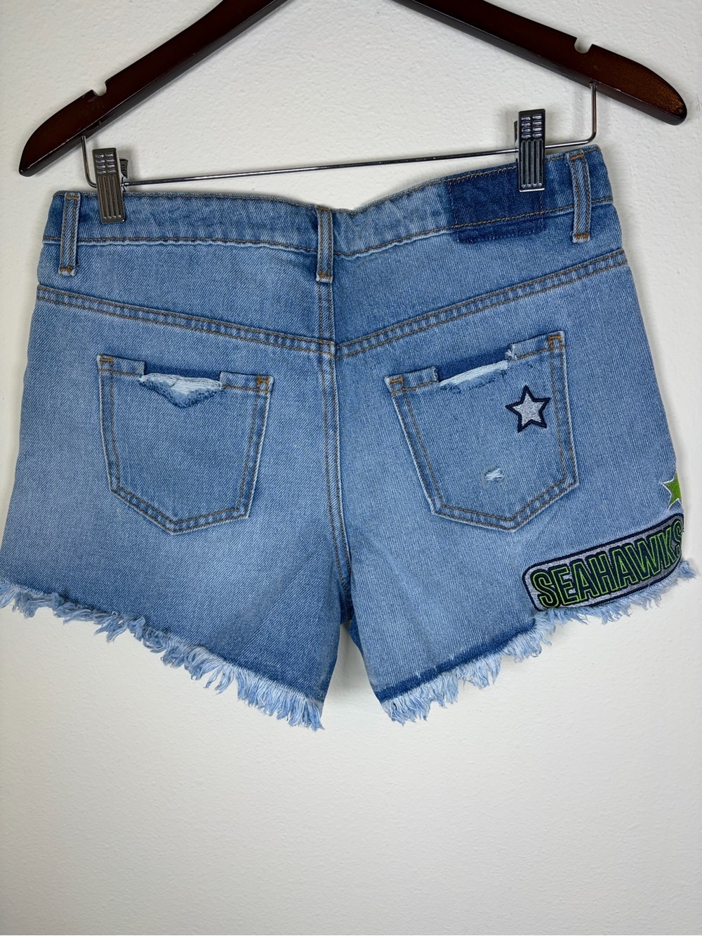 FOCO Seattle Seahawks Distressed Denim Shorts NFL Team Apparel Medium - Picture 6 of 9